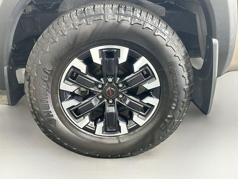 Used 2024 Nissan Frontier Pro-X w/ Pro Convenience Package image 11