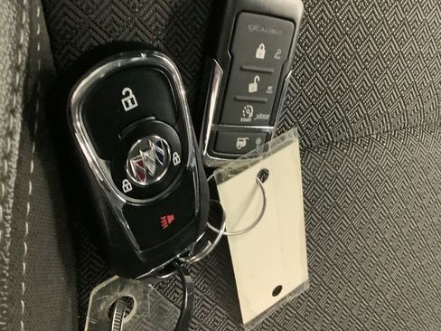 Used 2023 Buick Encore GX Preferred image 25