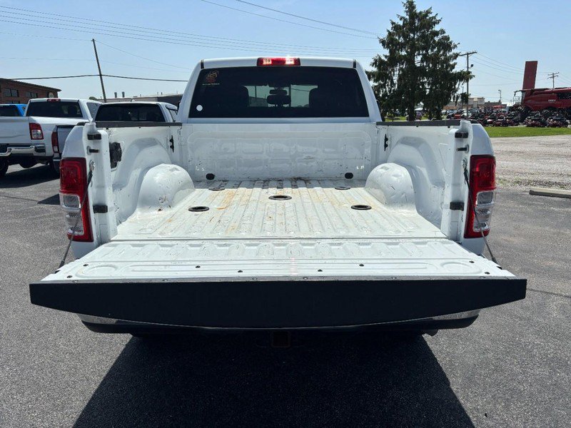 Used 2024 RAM 2500 Tradesman w/ Chrome Appearance Group AWD/4WD image 7