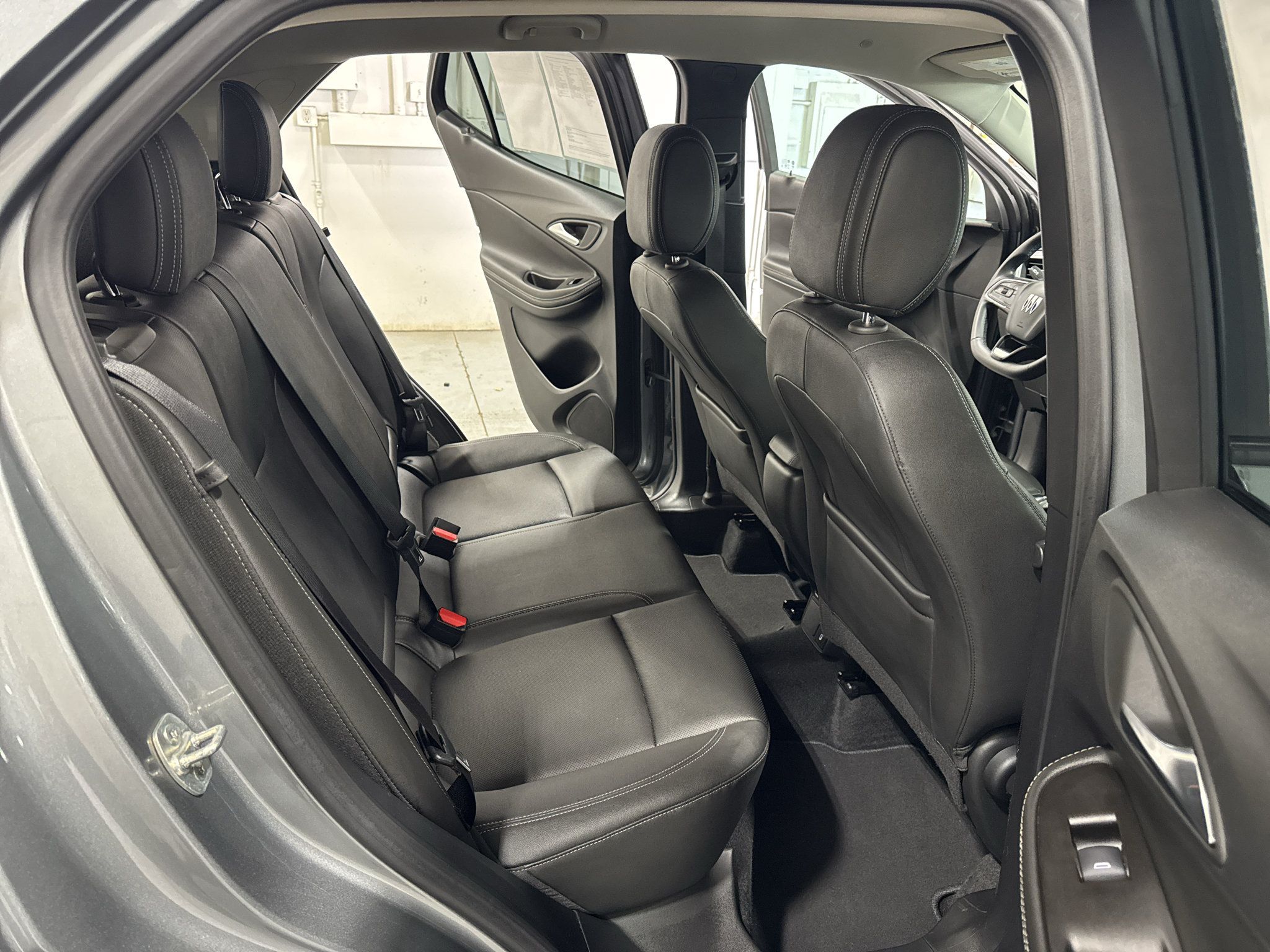 Certified 2024 Buick Encore GX Sport Touring AWD/4WD image 31