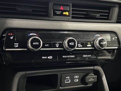 New 2025 Honda Pilot EX-L image 11