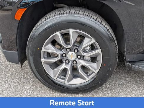 Used 2024 Chevrolet Tahoe LT w/ LT Signature Package AWD/4WD image 12