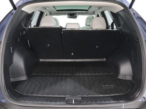 Used 2025 Hyundai Tucson Limited AWD/4WD image 32