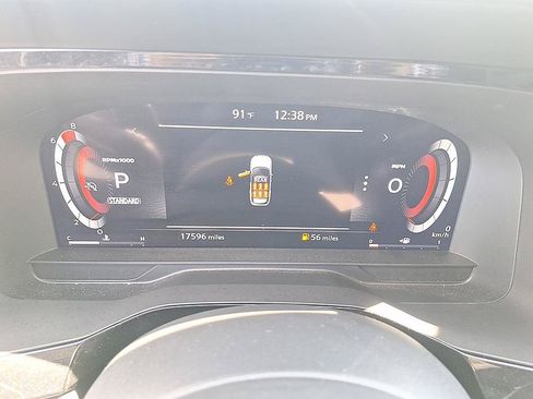 Used 2025 Nissan Pathfinder Platinum w/ Cargo Package FWD image 14