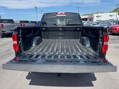 Used 2015 GMC Sierra 1500 SLT w/ SLT Crew Cab Value Package RWD image 18