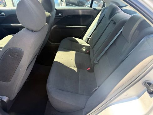 Used 2007 Ford Fusion SE FWD image 10