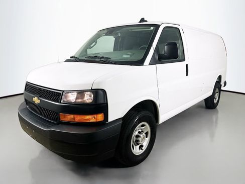 Used 2025 Chevrolet Express 2500 w/ Enhanced Convenience Package RWD image 1