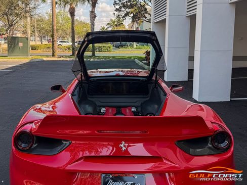 Used 2018 Ferrari 488 GTB image 42