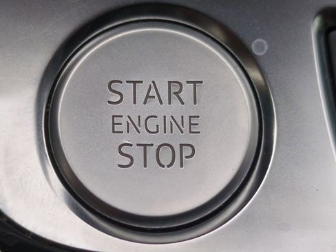 Used 2019 Audi Q8 Premium Plus w/ Premium Plus image 30