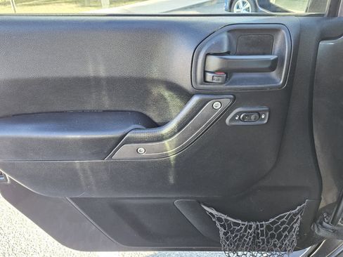 Used 2017 Jeep Wrangler Unlimited Sport w/ Quick Order Package 24S image 16