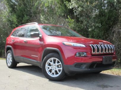 Used 2017 Jeep Cherokee Sport