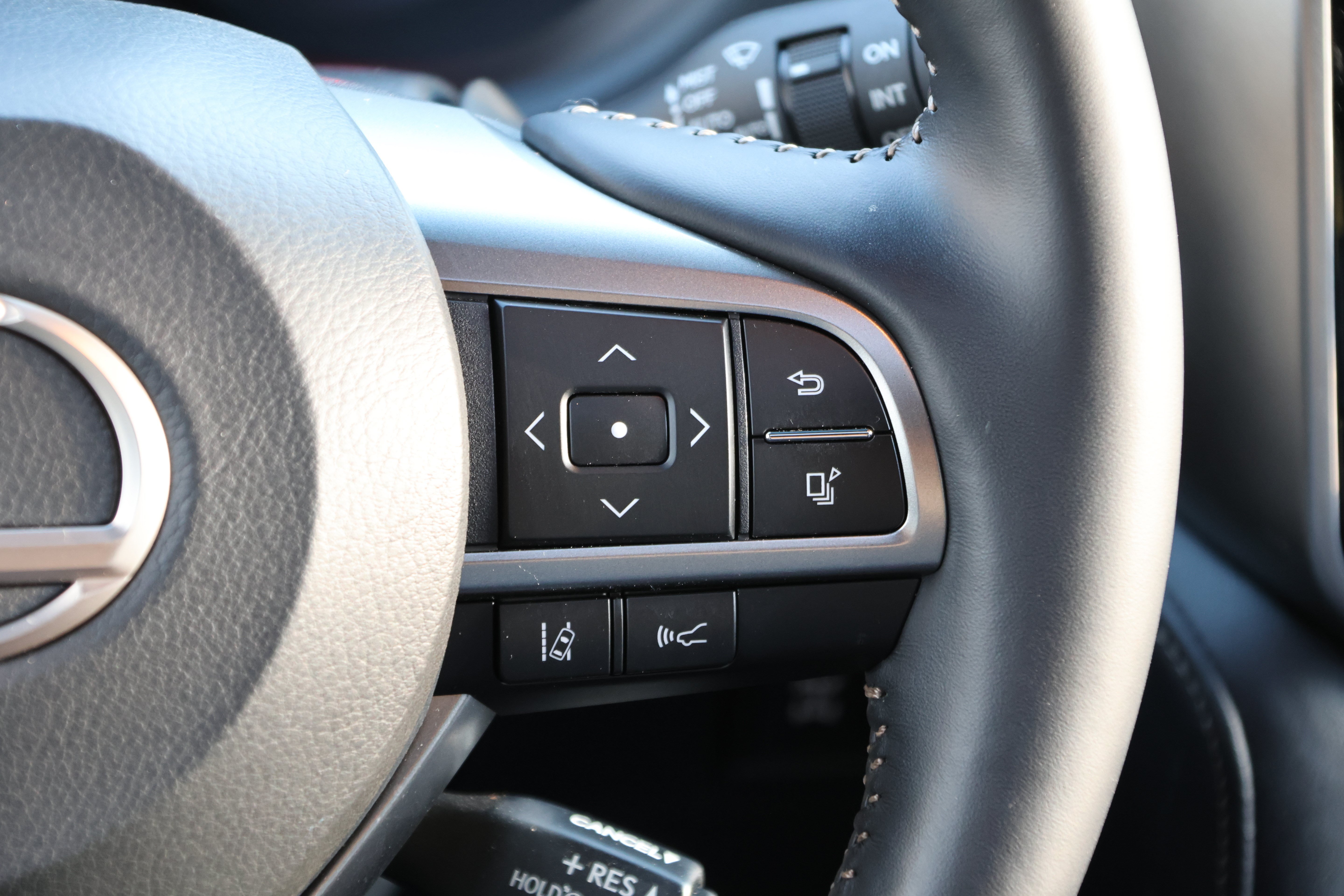 Used 2023 Lexus GX 460 Premium AWD/4WD image 22