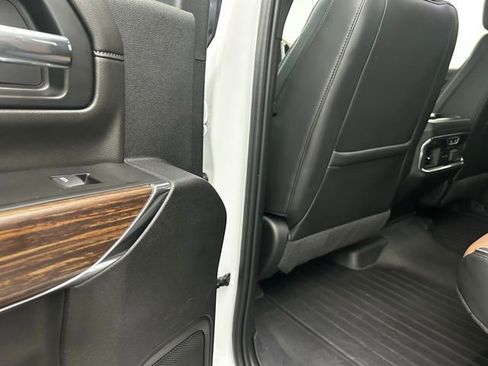 Used 2023 Chevrolet Silverado 2500 High Country w/ Z71 Off-Road Package image 34