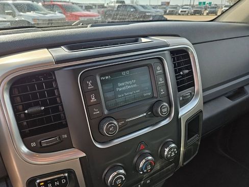 Used 2018 RAM 1500 Classic SLT image 31