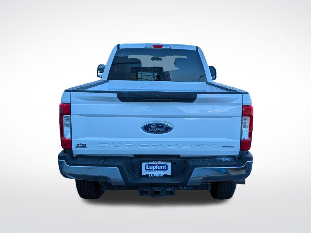 Used 2018 Ford F350 XLT AWD/4WD image 4