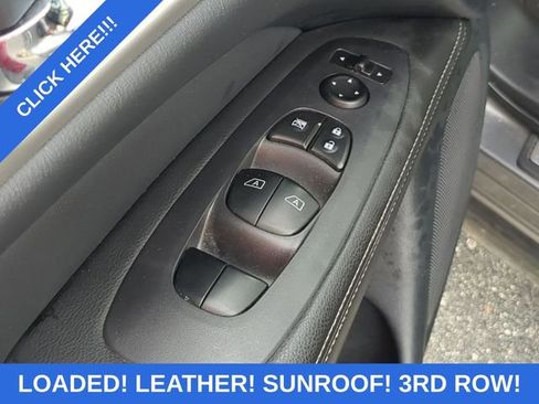 Used 2019 Nissan Pathfinder Platinum w/ Cargo Package image 17