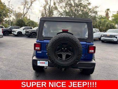 Used 2018 Jeep Wrangler Sport AWD/4WD image 5