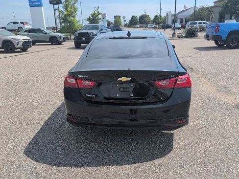 Used 2023 Chevrolet Malibu LT FWD image 14