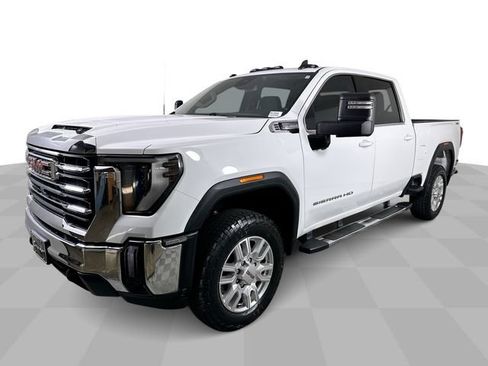 Used 2024 GMC Sierra 2500 SLE w/ SLE Value Package; AWD/4WD image 4