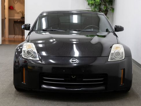 Used 2007 Nissan 350Z Base w/ Cargo Convenience Pkg image 10