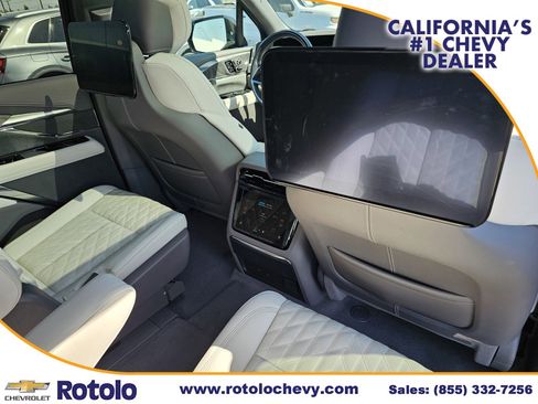 Used 2025 Cadillac Escalade IQ Sport 1 w/ Smart Trailering package AWD/4WD image 14