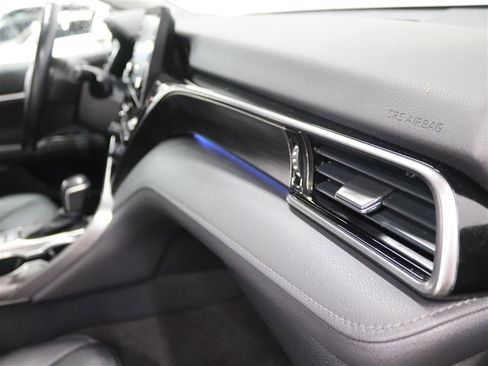 Used 2022 Toyota Camry XLE AWD/4WD image 28