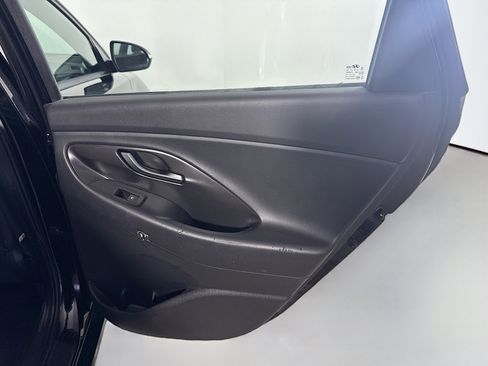 Used 2020 Hyundai Elantra GT N Line image 28