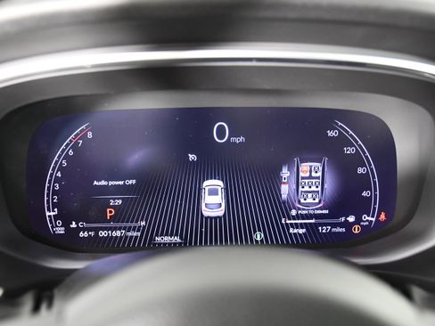 Certified 2025 Acura MDX SH-AWD w/ Technology Package image 18