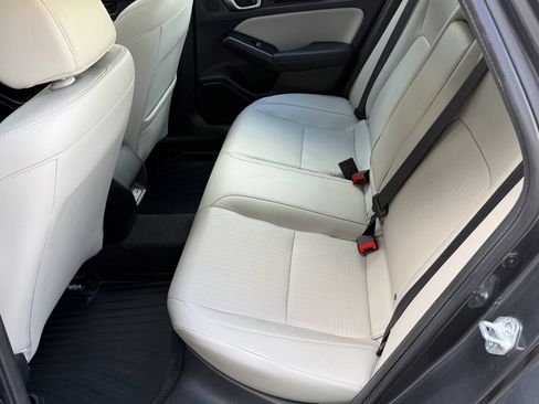 Used 2023 Honda Civic Touring image 18
