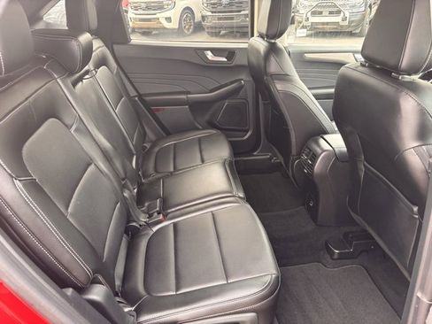 Certified 2022 Ford Escape SEL image 17