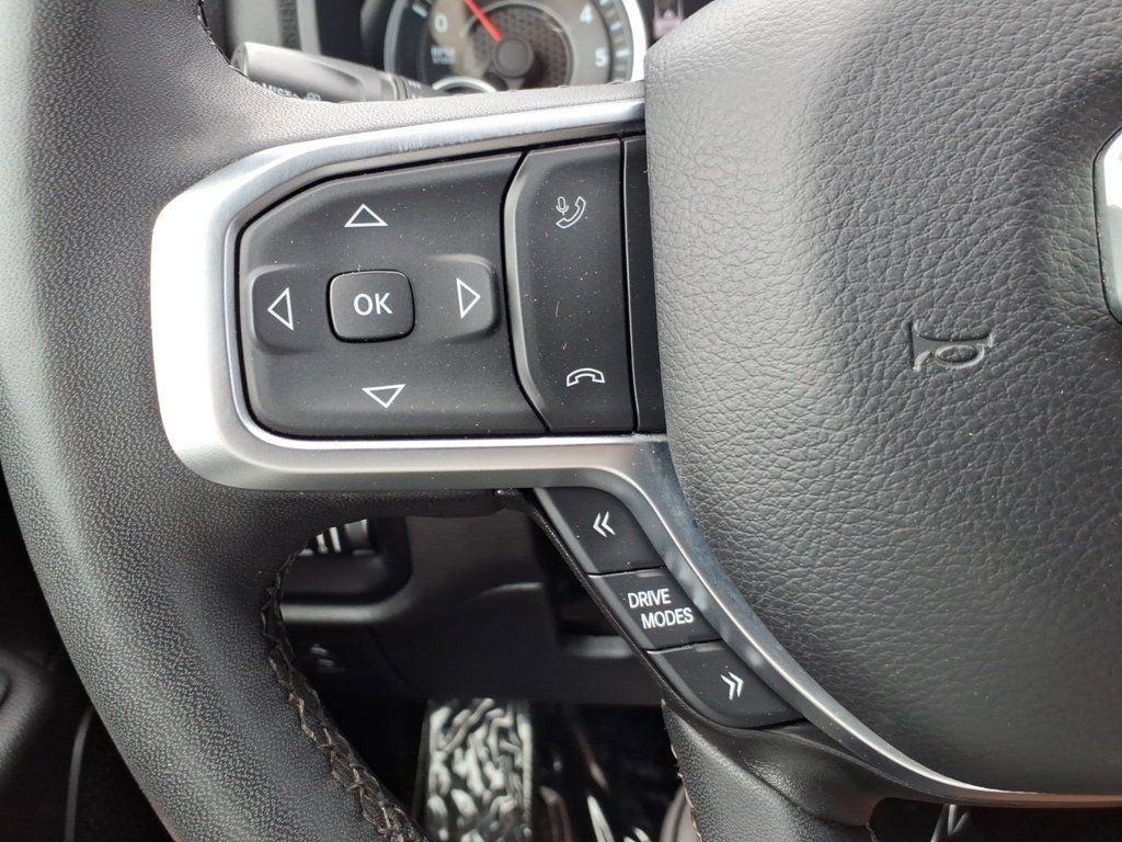Used 2025 RAM 1500 Big Horn AWD/4WD image 28