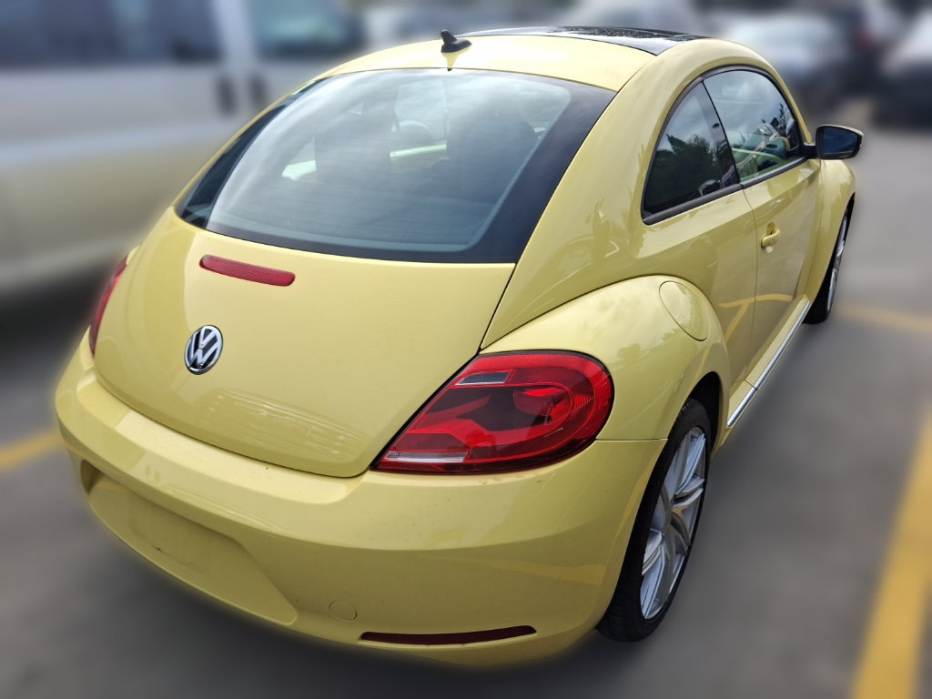 Used 2013 Volkswagen Beetle 2.5 FWD image 6