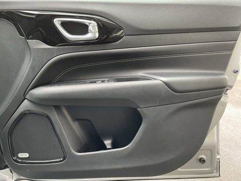 Used 2022 Jeep Compass High Altitude image 28