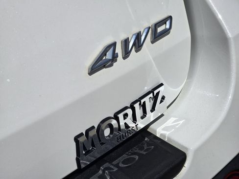 Used 2021 Ford Explorer XLT w/ Equipment Group 202A image 16