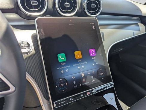 Used 2025 Mercedes-Benz C 300 Sedan image 11