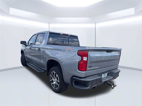Used 2020 Chevrolet Silverado 1500 LT Trail Boss AWD/4WD image 2