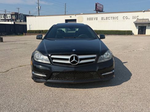 Used 2013 Mercedes-Benz C 250 Coupe image 5