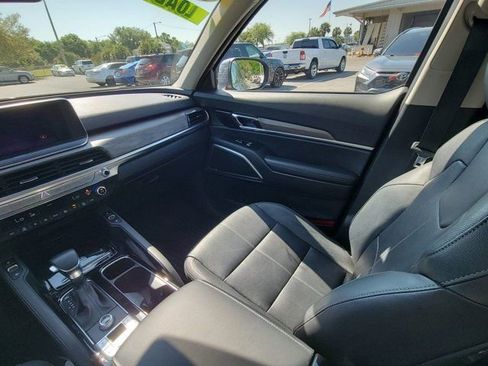 Used 2021 Kia Telluride EX w/ EX Premium Package image 3