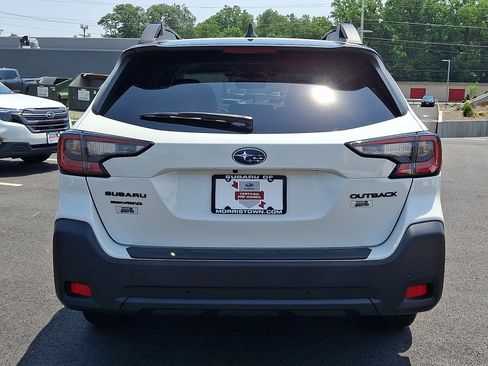 Certified 2023 Subaru Outback Onyx Edition AWD/4WD image 9