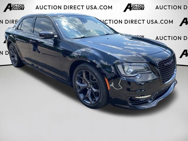 Used 2023 Chrysler 300 S w/ Comfort Group RWD image 25