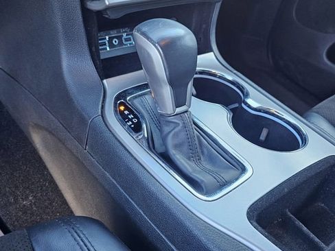 Used 2020 Jeep Grand Cherokee Altitude image 23