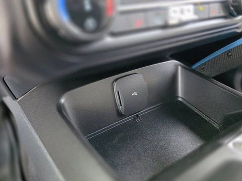 Used 2022 Ford Bronco Wildtrak image 31