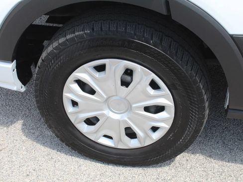 Certified 2024 Ford Transit 350 XLT RWD image 8