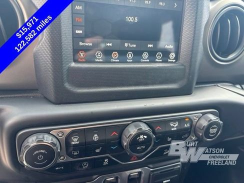 Used 2018 Jeep Wrangler Sport w/ Quick Order Package 24S AWD/4WD image 19