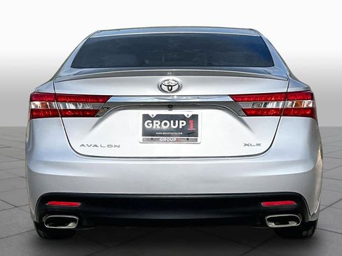 Used 2014 Toyota Avalon XLE FWD image 5