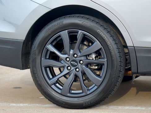 Used 2024 Chevrolet Equinox RS FWD image 30