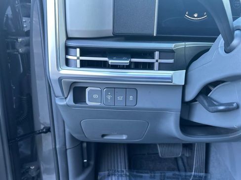 Used 2025 Hyundai Santa Fe SEL image 18