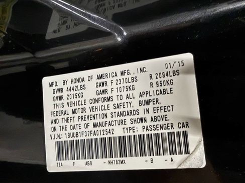 Used 2015 Acura TLX image 28