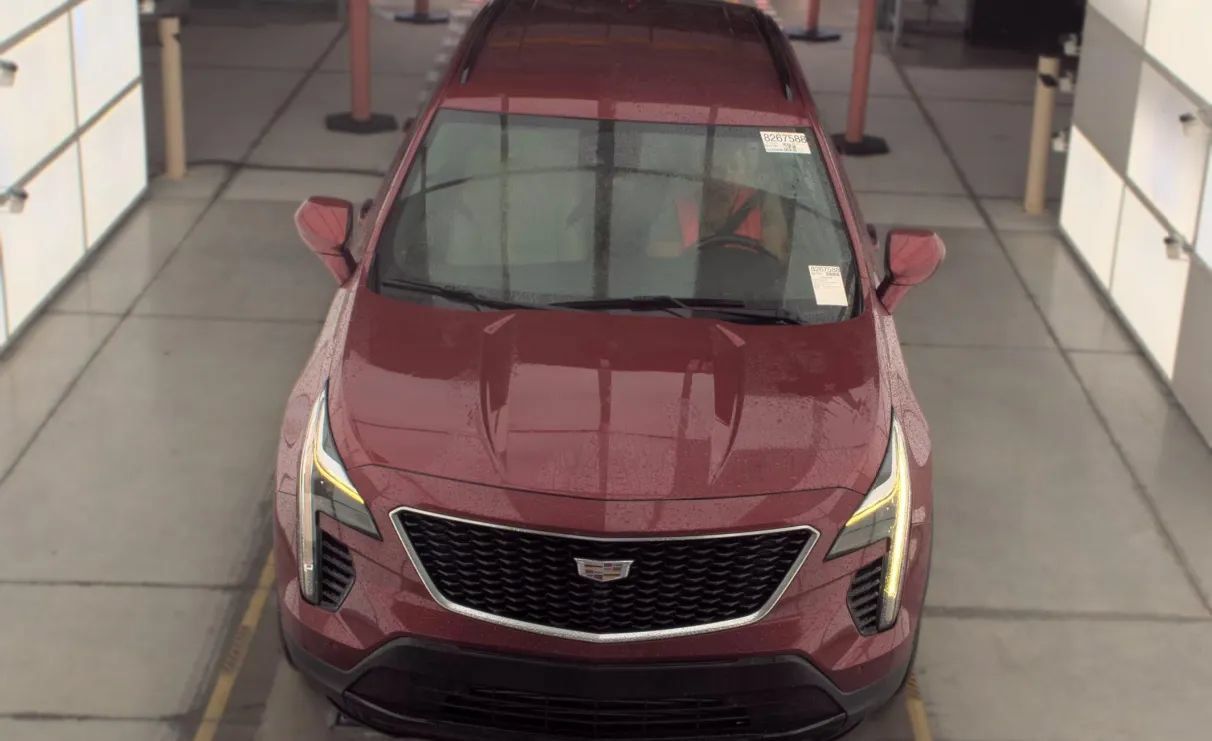 Used 2020 Cadillac XT4 Sport AWD/4WD image 2
