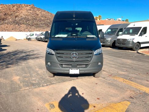 New 2026 Mercedes-Benz Sprinter 2500 image 8